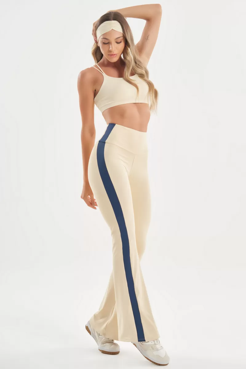 Produto da Virginia - Camiseta Esportiva Max Store